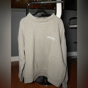 Essentials Crew Neck